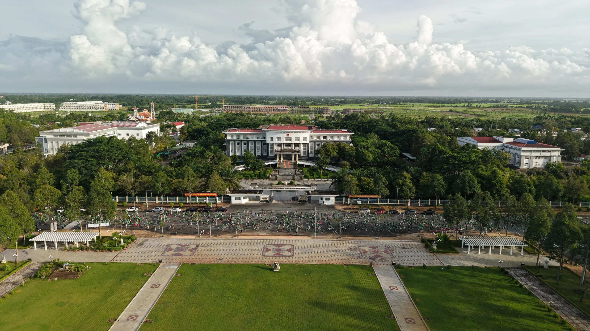 Không có kỷ lục mới được thiết lập tại “Vietcombank Mekong delta marathon” lần thứ VI